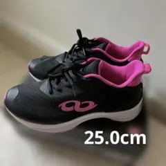 【期間限定出品】UNLIMITIV スニーカー25.0cm BLACK PINKのサムネイル