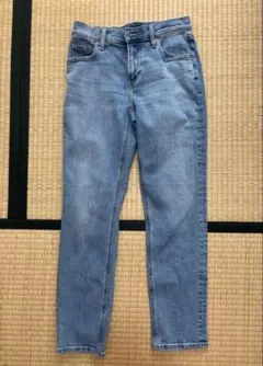 UNIQLO ストレートデニム ライトブルー