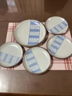 食器セット 5点 青と緑のデザイン 大1枚　小4枚　普段使い