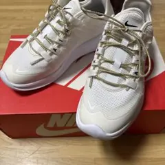 NIKE Air Max AXIS ウィメンズ ホワイト