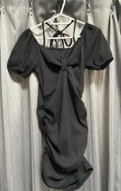 ブラックミニワンピース半袖M