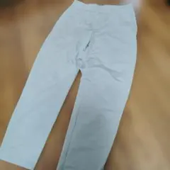 UNIQLO パンツ　メンズ　Sサイズ　ウルトラストレッチテーパードパンツ　速乾