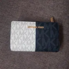 MICHAEL KORS 　二つ折り財布