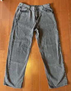 グレー ストレートデニムパンツ ゴムウエスト