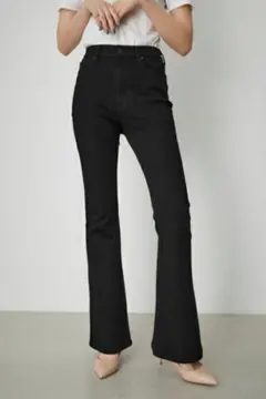 ブラックブーツカットデニム