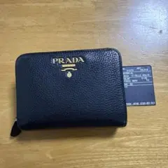 ア*。様 PRADA財布
