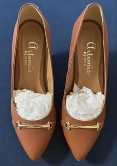Artenis ブラウン ポインテッドトゥパンプス　ダイアナ２３.５㎝のサムネイル