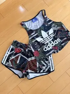 【未使用】adidas 花柄 セットアップ タンクトップとショートパンツ