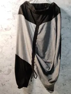 サルエルパンツ 黒とグレーのストライプ