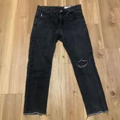 And A ブラックダメージ加工デニム スリムのサムネイル