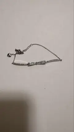 キラキラ輝く ラインストーン ブレスレット 上品 大人可愛い アクセサリー