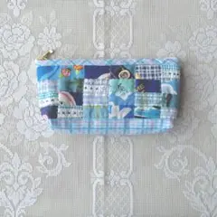 青系パッチワークポーチ　ハンドメイド