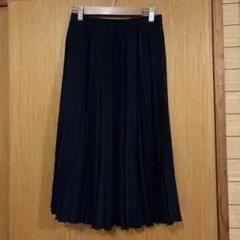 ユニクロ　プリーツスカート ネイビー　Mサイズ