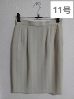 ＊新品未使用＊スカート　オフィス　フォーマル　11号サイズ 　カード×ストライプ