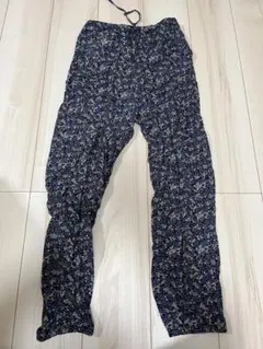 UNIQLO ドレープジョガーパンツ　花柄