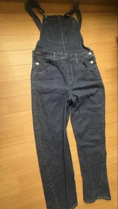 Item thumbnail for item 30790b73-5d94-48b5-ad4e-0a5adbf907e3