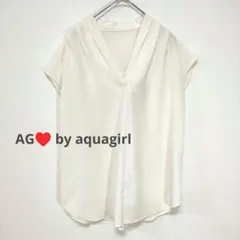 【美品】AG by aquagirl バックフリル Vネックブラウスオフホワイトのサムネイル