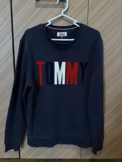 Tommy Hilfigerネイビー ロゴトレーナー