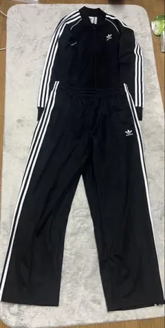 adidas ブラック ジャージ セットアップ　バギーパンツ