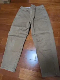 UNIQLO Uワイドフィットテーパード　アンクルチノ