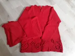 紅色針織毛衣與圍巾套組