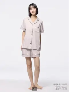 GU サテンパジャマ上下　M 美品