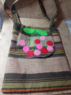 刺繍、さくらんぼの縞模様手提げバッグ／ハンドメイド