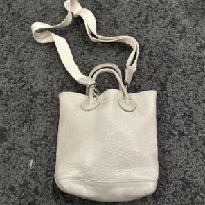 Young & Olsen グレージュ 2wayバッグ