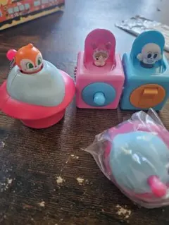 アンパンマン・ガチャガチャ 4個セット