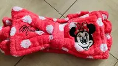 東京ディズニーリゾート　ミニー　ヘアバン　未使用　レトロ　刺繍