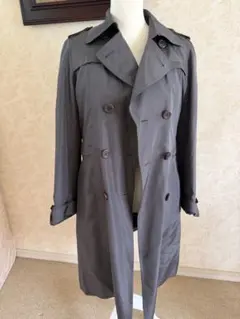 グレー ダブルブレスト トレンチコート 未使用。取り外しライナー付き