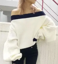 GYDA オフショルダー ニットセーター