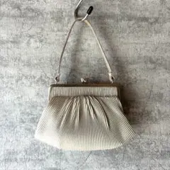 希少　ヴィンテージ　昭和レトロ　がま口　パーティバッグ　シルバー　プリーツ