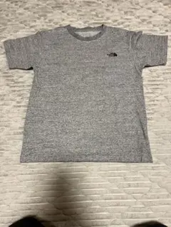 THE NORTH FACE グレー Tシャツ