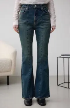 AZUL DENIM オーバーダイ切替フレアデニムのサムネイル