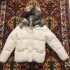 子供用Tommy Hilfiger ホワイトファー付きダウンコート