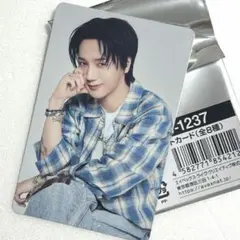 SUPERJUNIOR イェソン　 韓国限定ホログラムトレカ　レア　非売品 メルカリ