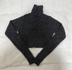 クロップドハイネックニットセーター