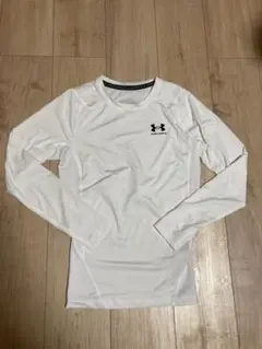 アンダーアーマー　アンダーシャツ白