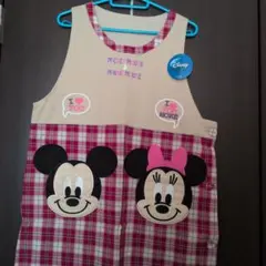 未使用　Disney　ミッキー　ミニー　エプロン　MLサイズ　保育士