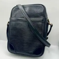 【本日限定価格❗️中美品】ルイヴィトン エピ ダヌーブ人気色 drip swag 本日限定価格❗️中美品】ルイヴィトン エピ ダヌーブ人気色 drip swag