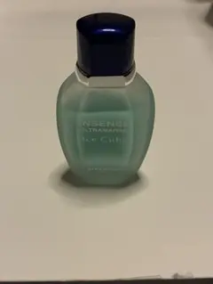 ✨️Givenchy ウルトラマリンIce Cube✨️のサムネイル