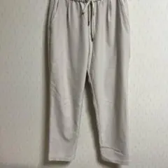 カジュアルパンツ