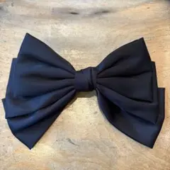 値下げ・大きめ黒リボンバレッタ　ヘアアレンジ バレッタ　フォーマルアクセサリー