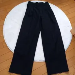 GU ブラック　パンツ　Sサイズ　タックワイドパンツ系