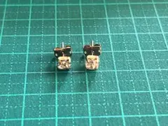 まとめてアクセサリー㉟　ピアス㉖　クリアストーン　ゴールド色　中D