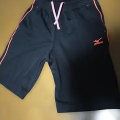 ほぼ未使用 ミズノ ハーフパンツ 検）アディダス ナイキ プーマ アシックス