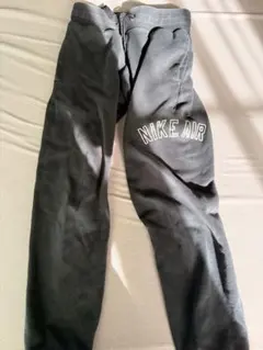 Nike Air 黒 ロングパンツ 子供用Sサイズ