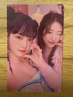 カズハ　ウンチェ　ユニットトレカ　LE SSERAFIM FEARLESS