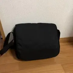 ユニクロ ショルダーバッグ